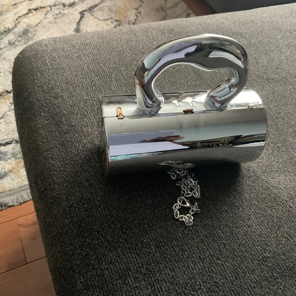 Neiman Marcus Silver Acrylic Cylindrical Clutch Bag with Detachable Chain - Picture 5 of 6